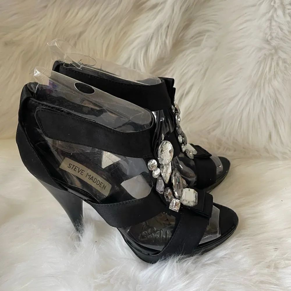 Steve Madden Fanfair black satin  ankle straps heels with crystal jewels size 8M